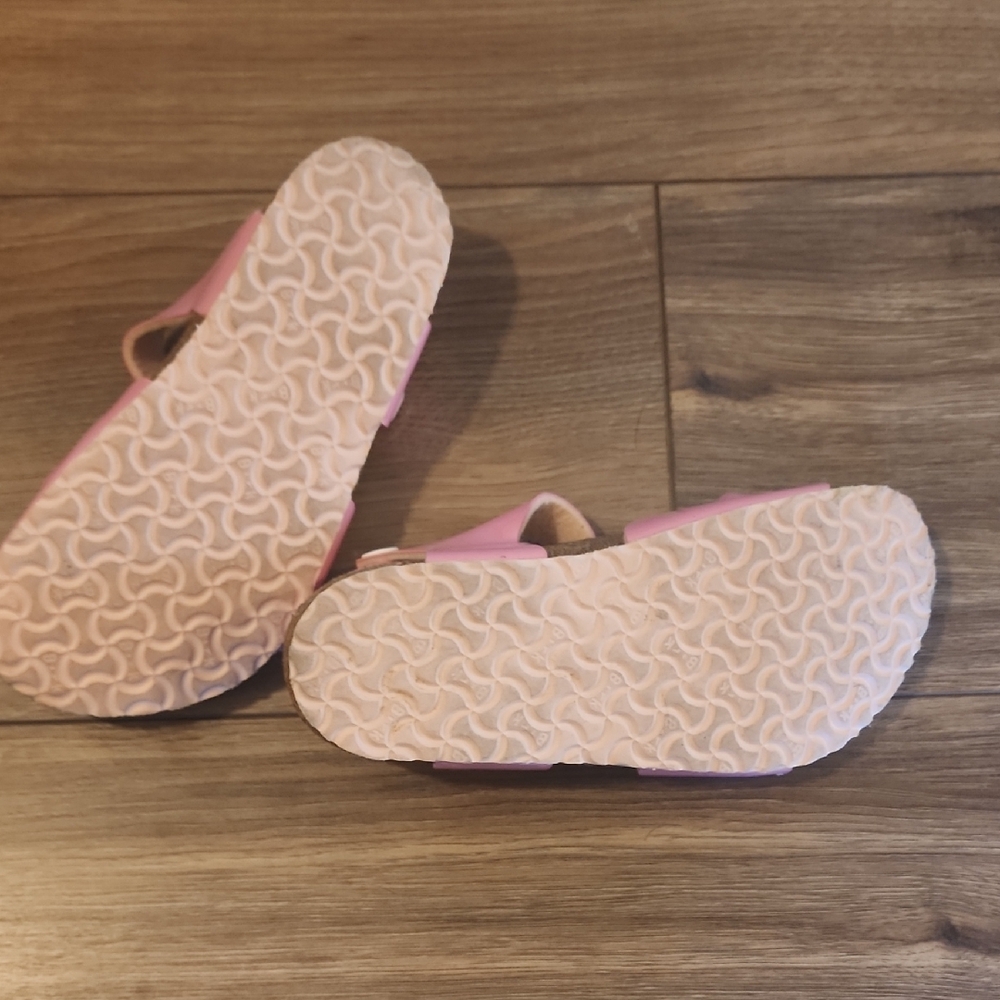 Birkenstock Kids Pink Patent Triple-Buckle Sandals - Picture 3 of 3